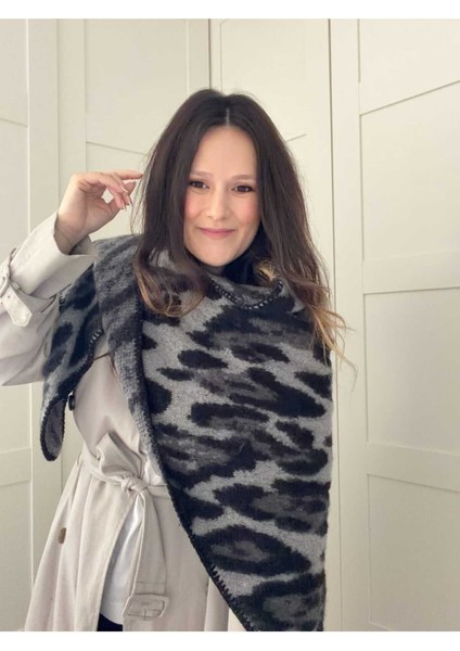 Leopar Üçgen Atkı