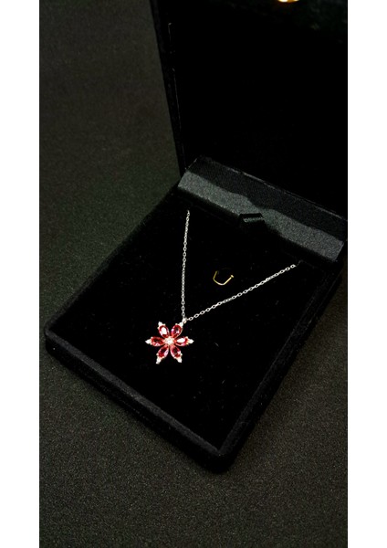 Fuşya Taşlı Lotus Çiçeği Gümüş Kolye modelleri