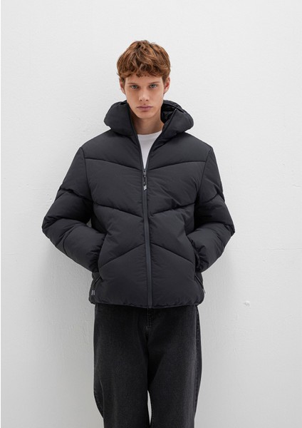 Kapüşonlu Siyah Şişme Mont 0110360-900