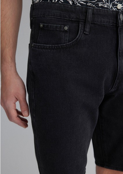 Lucas Street Koyu Gri Jean Şort 0412607-89928