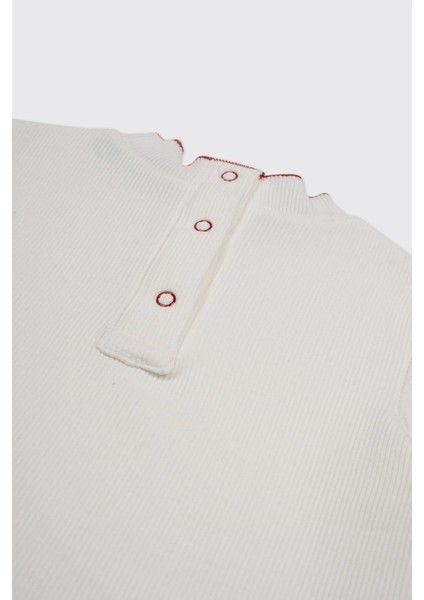 Kız Bebek Yakası Dikiş Detaylı Ekru Tişört modelleri