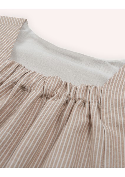 Kız Bebek Kare Yaka Kolları Fırfırlı Ön Yakası Lastikli Bej Bluz fiyatları