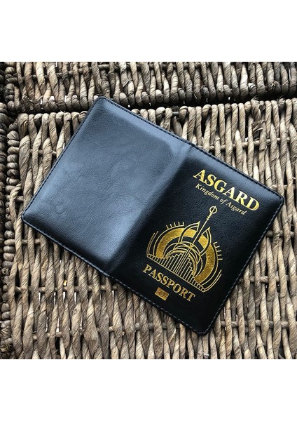 Isimsiz Asgard Iskandinav Mitolojisi Pasaport Kapağı Vikingler (Yurt Dışından) fırsatları