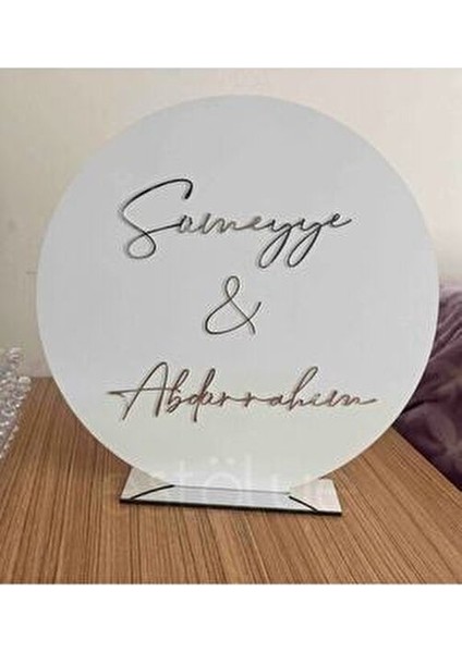 Kişiye Özel Oval Masaüstü İsimlik Beyaz 25 cm Gold Pleksi Detaylı fırsatları