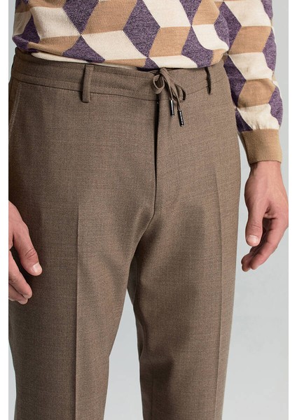 Saf Yün Bağcık Detaylı Tütün Rengi Chino Jogger Pantolon