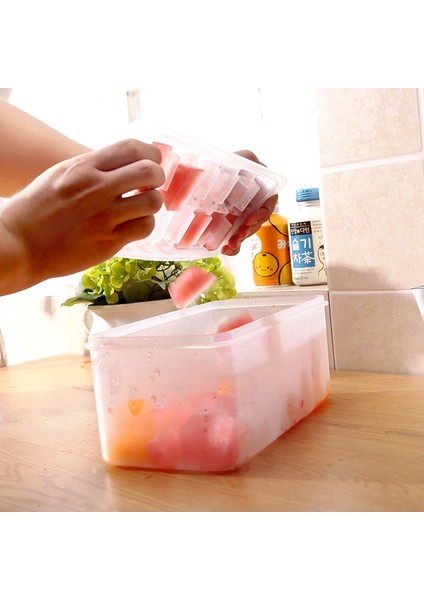 Küçük Kare Buz Kalıbı Tepsileri (Yurt Dışından) fırsatları