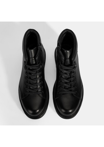 Erkek Siyah Bağcıklı Deri Bot