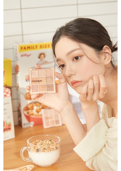 Mat ve Işıltılı Renk Seçenekleri Sunan Far Paleti Dasıque Shadow Palette (#09 Sweet Cereal)