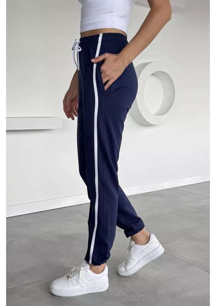 Kadın Bel ve Paça Lastikli Çimalı Şeritli Eşofman Altı P-00018642 modelleri