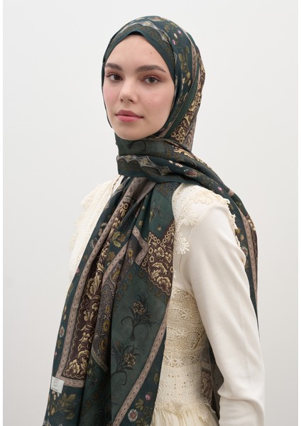 Wıld And Pure Desen Şal Koyu Yeşil modelleri
