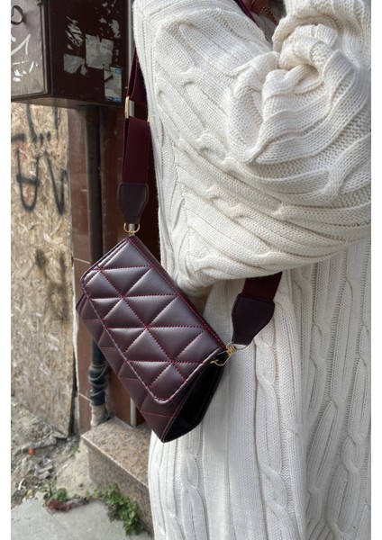 Kadın Siyah Çapraz Kapitone Çanta Capitone modelleri