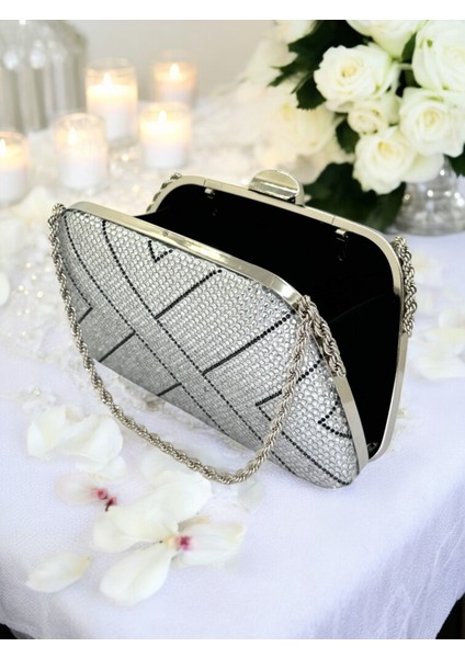 Gümüş Renk Zincir Kulplu Kadın Abiye Çanta Mezuniyet Düğün Nişan modelleri