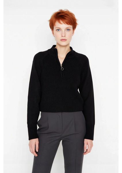 Kadın Regular Fit Crop Dik Yaka Fermuarlı Selanik Örgü Akrilik Triko Kazak Kışlık Kombinlerin fiyatları