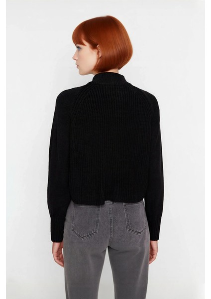 Kadın Regular Fit Crop Dik Yaka Fermuarlı Selanik Örgü Akrilik Triko Kazak Kışlık Kombinlerin fırsatları