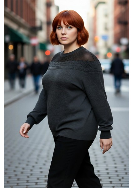 Kadın Antrasit Saç Örgü Detaylı Şık Bisiklet Yaka Triko Kazak Kış Günleri Için Ideal Uzun Kollu