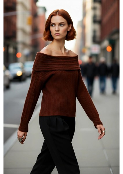 Kadın Carmen Yaka Regular Kalıp Uzun Kollu Fitilli Triko Kazak Gündüz ve Gece Şıklığı Sunar