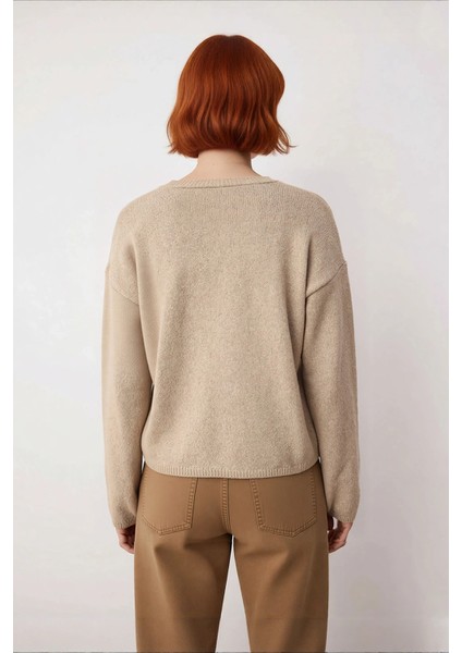 Kadın Oversize Rahat Kesim Düşük Kol Basic Triko Kazak Kış Günleri Için Konforlu Bir Seçim modelleri