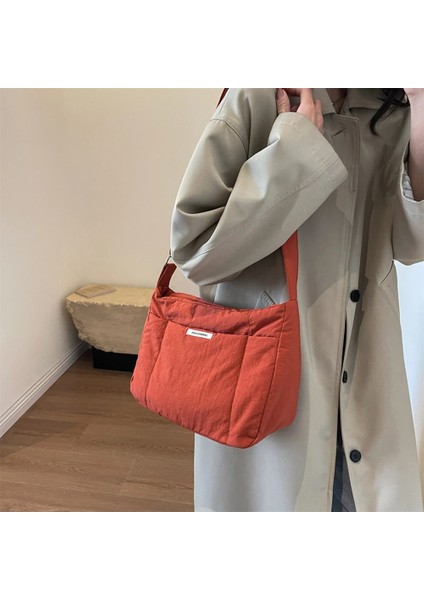 Bej Yeni Moda Uzay Yastıklı Pamuk Kadın Omuz Çantaları Kış Naylon Aşağı Kapitone Shopper Askılı Çanta Kadın Crossbody Çanta Kılıfı (Yurt Dışından) modelleri