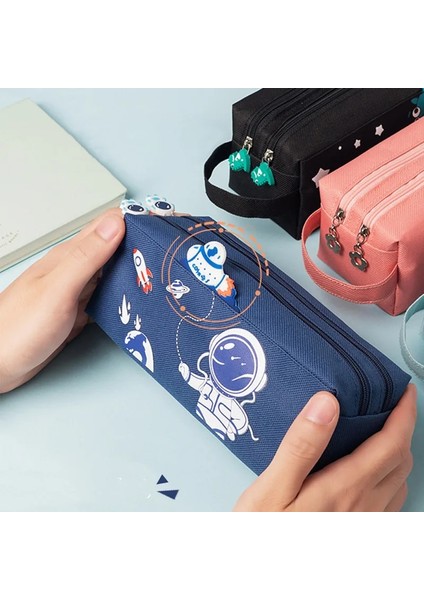 W0167B4 Uzay Astronot Taşınabilir Kalem Kutusu Sevimli Karikatür Çocuk Kırtasiye Çantası Büyük Kapasiteli Saklama Çantası Okul Öğrenci Kanvas Kalem Çantası (Yurt Dışından) fırsatları