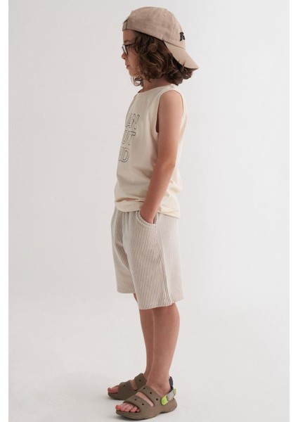 Erkek Çocuk Şortlu Takım Sıfır Kollu Yazı Baskılı Bağcık Aksesuarlı 8-14 Yaş, Krem