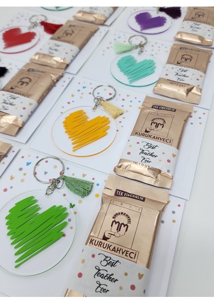 Öğretmenler Için Renkli Kalp Desenli Anahtarlık ve Kahve Seti Öğretmenler Günü Hediyesi 10 Adet fiyatları