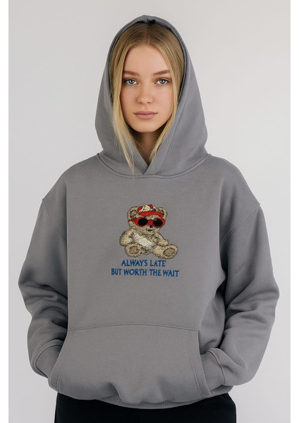 Ayıcık Desenli Kapüşonlu Ön Cep Detaylı Rahat Sweatshirt
