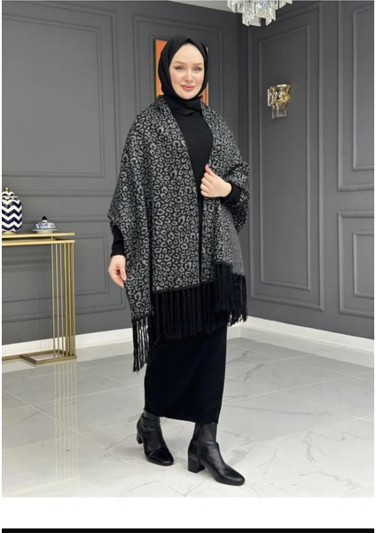 Triko Püsküllü Leopar Panço