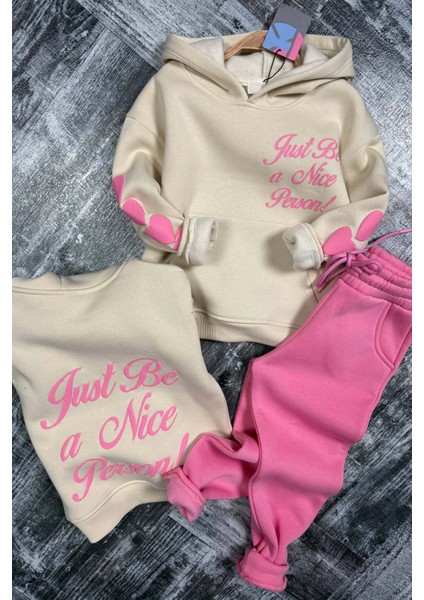 Kız Çocuk Sırt Baskılı ve Kollarında Yazı Detaylı Sweatshirt Pembe Eşofman Takım fırsatları