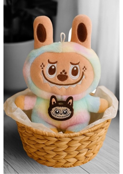 Labubu Özel Seri Gökkuşağı 32 cm – Renkli & Koleksiyonluk Oyuncak fiyatları