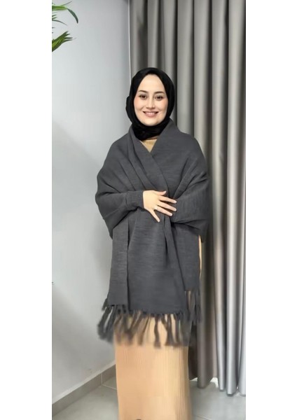 Triko Püsküllü Panço