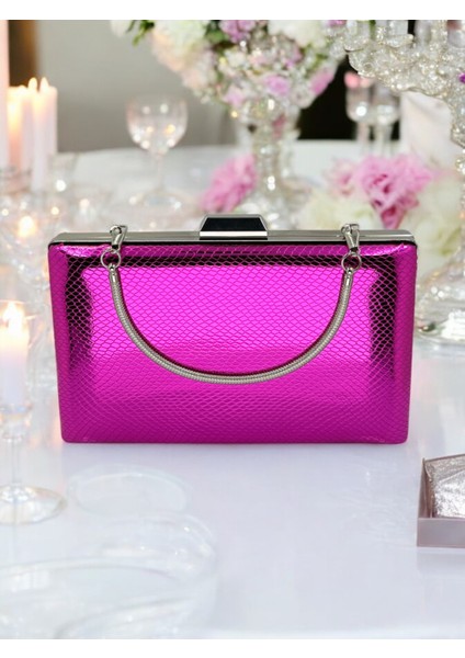 Fuşya Renk Balıksırtı Desenli Metal Saplı Parlak Rugan Deri Kadın Abiye Çanta Düğün Nişan
