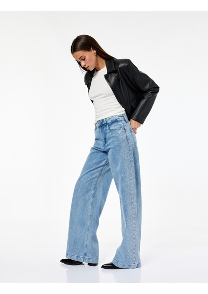 Düğmeli Cepli Geniş Paça Pamuklu Taşlı Jean Pantolon - Wide Leg Jeans fiyatları