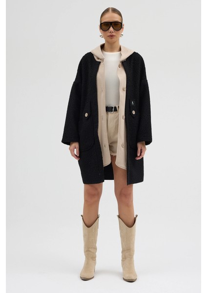 Kapüşonlu Çift Cepli Düğmeli Kaşe Kaban - Siyah