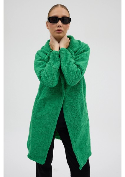 Kadın Yeşil Tek Düğmeli Çift Cepli Astarlı Buklet Kaşe Kaban