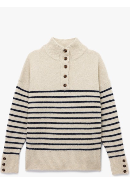 Uzun Kollu Dik Yaka Yarım Düğmeli Triko Oversize Çizgili Kazak modelleri