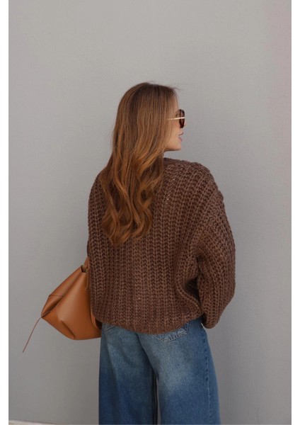 Vizon Gold Düğme Detay Örgü Hırka fırsatları