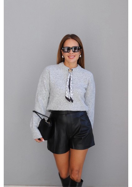 Siyah Deri Şort modelleri