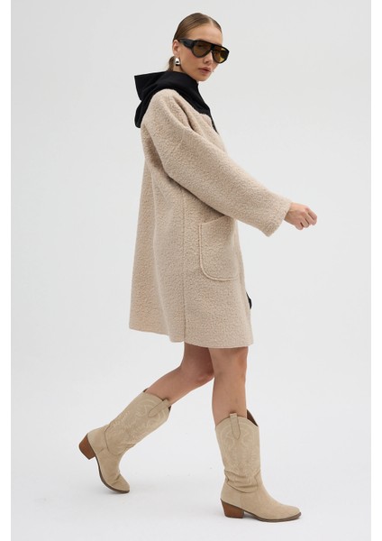 Kapüşonlu Çift Cepli Düğmeli Kaşe Kaban - Bej modelleri