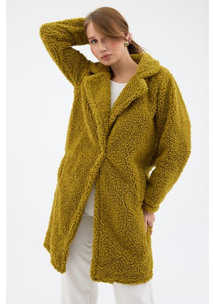 Kadın Yağ Yeşili Tek Düğmeli Çift Cepli Astarlı Buklet Kaşe Kaban