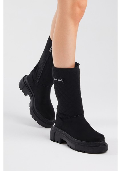 Kadın Siyah Kapitone Desenli Rahat Kalıp Uzun Bot fırsatları