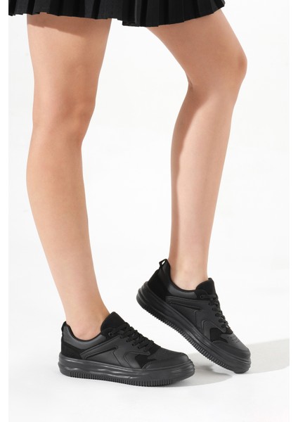 Kadın Siyah Termo Taban Bağcıklı Spor Ayakkabı fırsatları