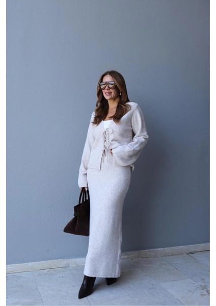 Ekru Bluz Etek Triko Takım modelleri