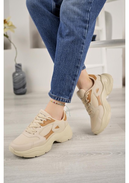Kadın Poli Taban Yanı Şeritli Bağcıklı Sneaker modelleri