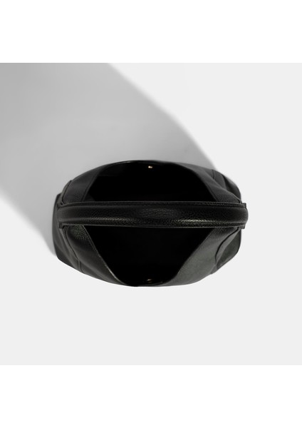 Kadın Siyah Deri Omuz Çantası indirimleri