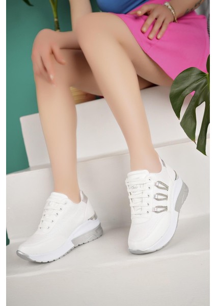 Kadın Taşlı Rahat Kalıp Topuklu Spor Ayakkabı