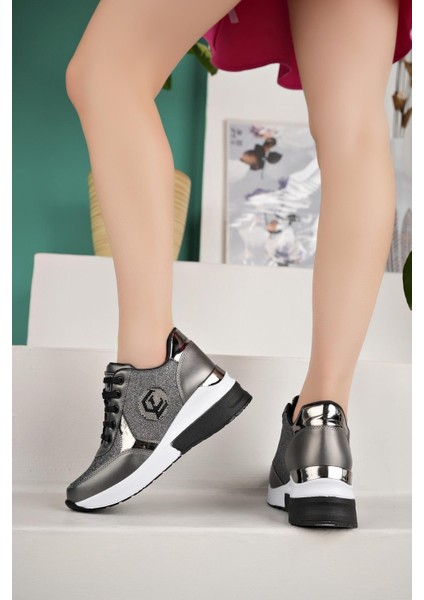 Kadın Taşlı Rahat Kalıp Topuklu Spor Ayakkabı modelleri