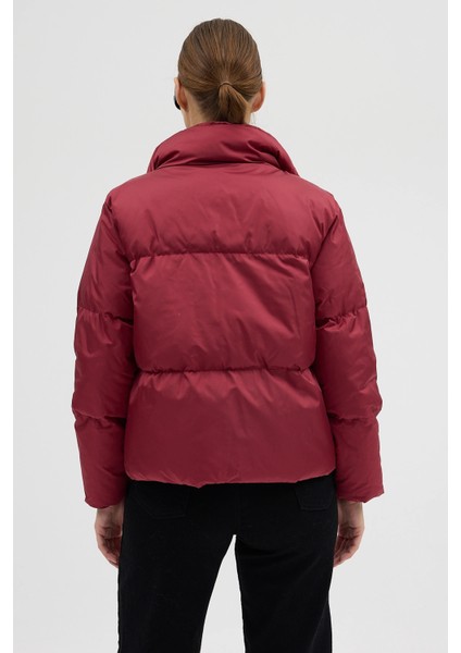 Kadın Bordo Fermuarlı Astarlı Kısa Şişme Mont fırsatları
