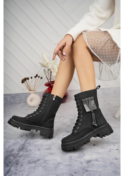 Kadın Taş Detaylı Fermuarlı Kaymaz Taban Postal Bot