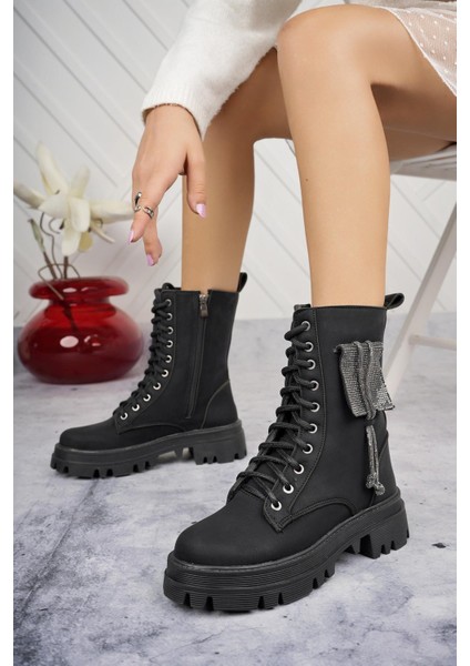 Kadın Taş Detaylı Fermuarlı Kaymaz Taban Postal Bot modelleri