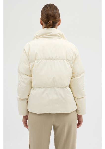 Kadın Krem Fermuarlı Astarlı Kısa Şişme Mont fırsatları